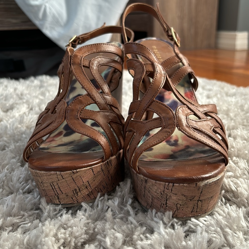 Wedges - Picture 5 of 5